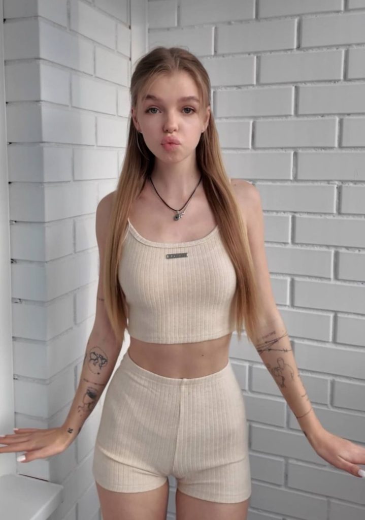 Рина Гражина — слив голых порно фото и видео 18+